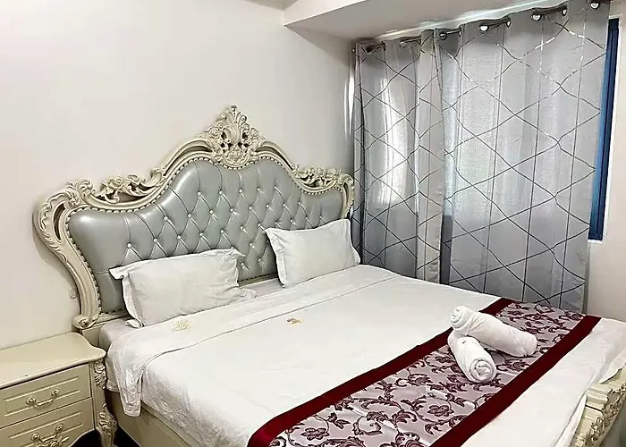 Grand Riviera Hotel