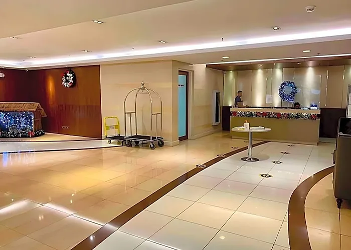 Grand Riviera 5* Manila