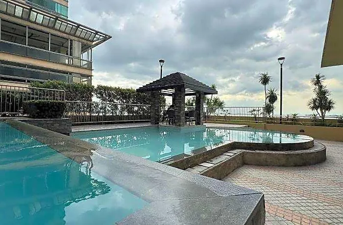 Grand Riviera Hotel
