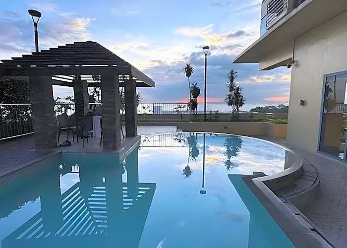 Grand Riviera Hotel