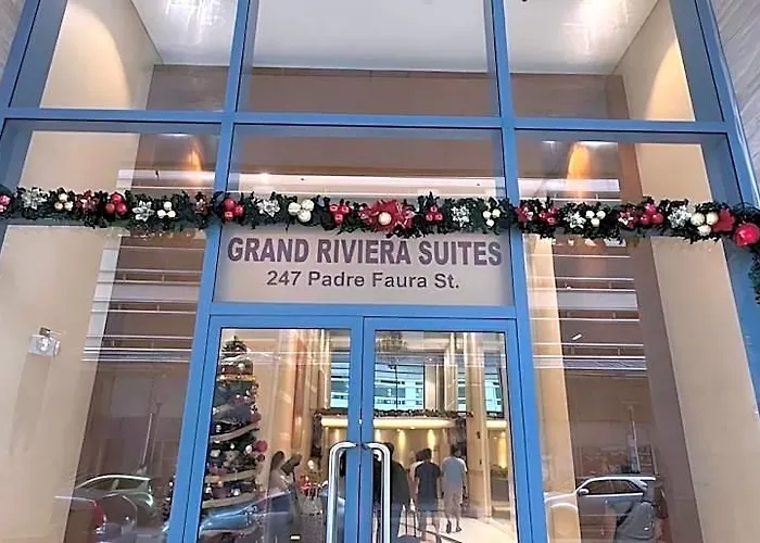 ホテル Grand Riviera マニラ市